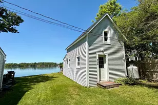 217 Middleboro Rd, Freetown, MA 02717 - Photo 3