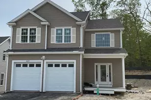 22C Crownshield, Uxbridge, MA 01569 - Photo 1