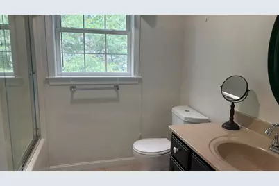 646 Bedford Street #B2, Whitman, MA 02382 - Photo 15