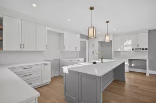 533 Woods Hole Rd, Falmouth, MA 02543 - Photo 5