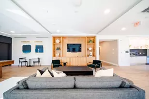 289 Walk Hill St, Boston, MA 02131 - Photo 9
