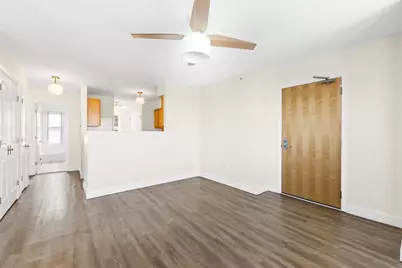 429 Border St #6, Boston, MA 02128 - Photo 9
