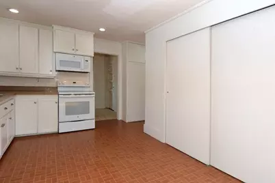 1 School St #B, Maynard, MA 01754 - Photo 9