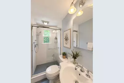 27 Maplewood Ave, Newton, MA 02459 - Photo 7