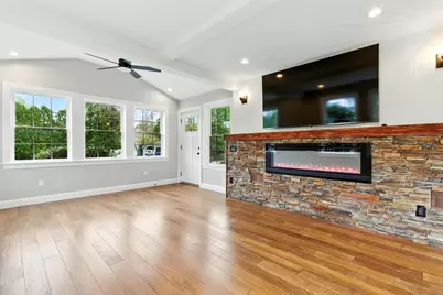 267 South Main Street, Hopedale, MA 01747 - Photo 9