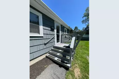 39 Newton Ave, Holbrook, MA 02343 - Photo 5
