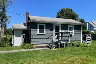 39 Newton Ave, Holbrook, MA 02343 - Photo 1