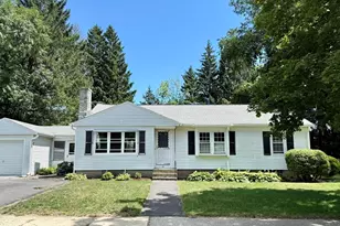 35 Vista Ave, Leominster, MA 01453 - Photo 1