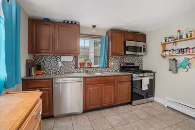 10 Sidney Ave, Swansea, MA 02777 - Photo 13