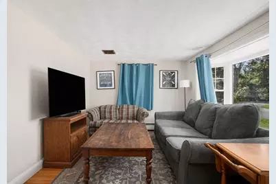 10 Sidney Ave, Swansea, MA 02777 - Photo 7