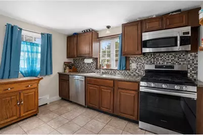 10 Sidney Ave, Swansea, MA 02777 - Photo 11