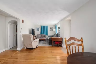 10 Sidney Ave, Swansea, MA 02777 - Photo 9
