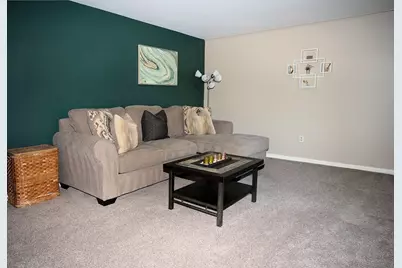 31 Frances Drive #31 D-1, Stoughton, MA 02072 - Photo 3