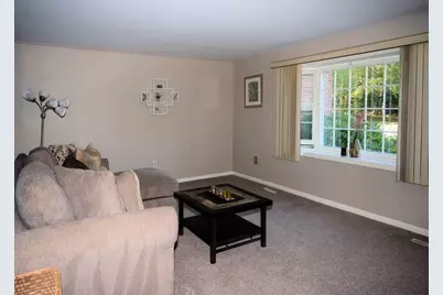 31 Frances Drive #31 D-1, Stoughton, MA 02072 - Photo 5