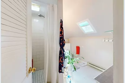 8 Douglas Ave #2, Somerville, MA 02145 - Photo 5
