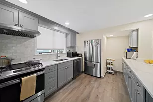 2 Cottage Cir, Somerville, MA 02144 - Photo 1