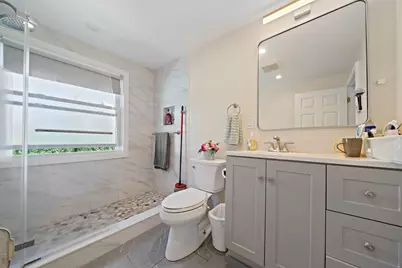 2 Cottage Cir #2, Somerville, MA 02144 - Photo 9