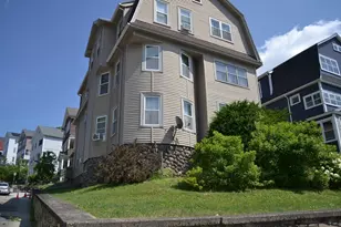 43 Sterling St, Worcester, MA 01607 - Photo 1