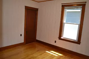 43 Sterling St, Worcester, MA 01610 - Photo 3