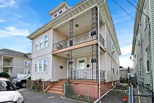 36 Temple St, Revere, MA 02151 - Photo 15