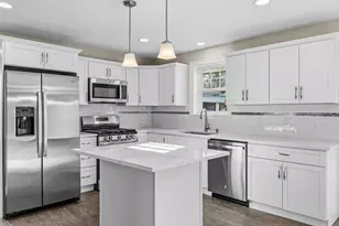 1001 Bay St, Fall River, MA 02724 - Photo 3