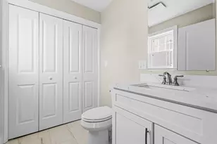 1001 Bay St, Fall River, MA 02724 - Photo 9