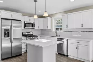 1001 Bay St, Fall River, MA 02724 - Photo 3
