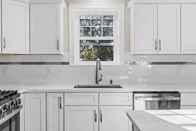 1001 Bay Street, Fall River, MA 02724 - Photo 7
