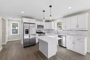 989 Bay St, Fall River, MA 02724 - Photo 11