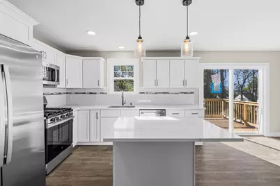 989 Bay Street, Fall River, MA 02724 - Photo 7
