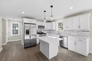 989 Bay St, Fall River, MA 02724 - Photo 11