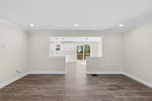 989 Bay St, Fall River, MA 02724 - Photo 15