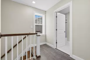 989 Bay St, Fall River, MA 02724 - Photo 27