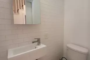 32 Cedar St, Boston, MA 02126 - Photo 15