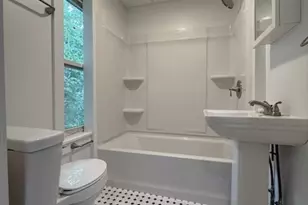 44 Auburn St, Brockton, MA 02302 - Photo 7