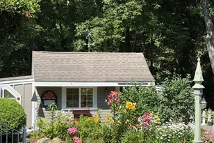 647 Main St, Oxford, MA 01537 - Photo 33