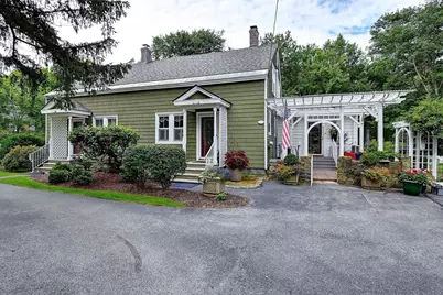 647 Main St #B, Oxford, MA 01537 - Photo 3