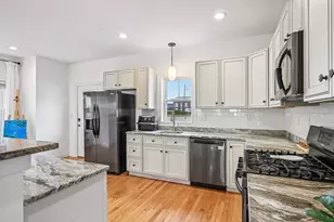 113 Pomona St, Revere, MA 02151 - Photo 11
