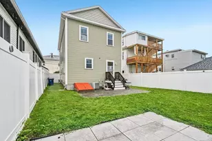 113 Pomona St, Revere, MA 02151 - Photo 29