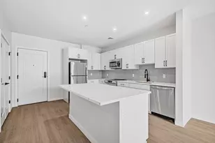 6 Rantoul St, Beverly, MA 01915 - Photo 9