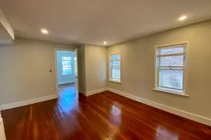 975 Chestnut St, Newton, MA 02464 - Photo 3