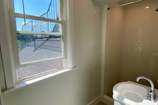 975 Chestnut St, Newton, MA 02464 - Photo 7