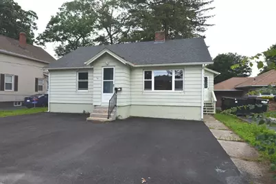 14 Fairlawn Cir, Shrewsbury, MA 01545 - Photo 1