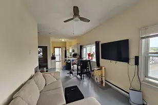 464 Meridian St, Boston, MA 02128 - Photo 9