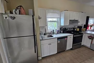 464 Meridian St, Boston, MA 02128 - Photo 3