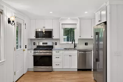 3 Connecticut Ave, Harwich, MA 02645 - Photo 5