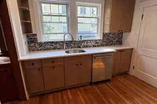 41 Monument St, Medford, MA 02155 - Photo 9