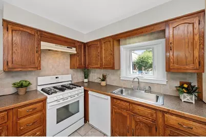 1 Bay View Place, Boston, MA 02127 - Photo 7