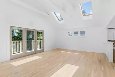 577 Franklin St #2, Cambridge, MA 02139 - Photo 7