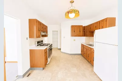 19 Bradford St #1, Everett, MA 02149 - Photo 9